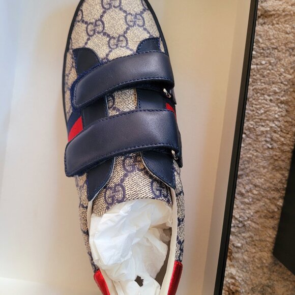 Gucci Sneakers - Picture 11 of 13